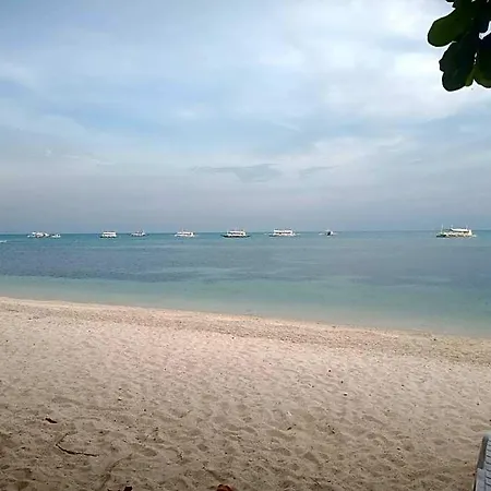Malapascua Beach & Dive Resort